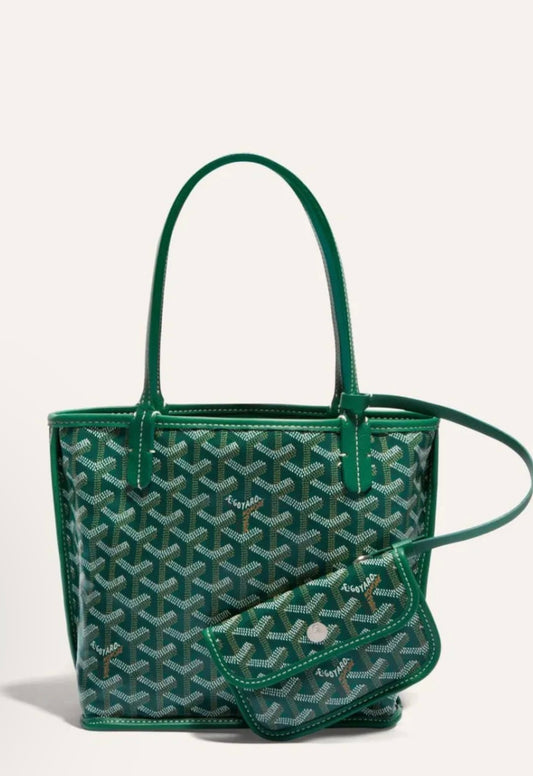 Trendy green bag